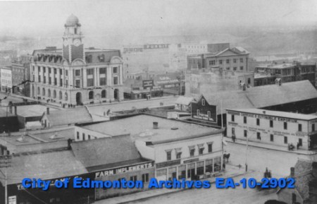 A black and white photo of the old Post Office, and the Imperial Bank Chambers.