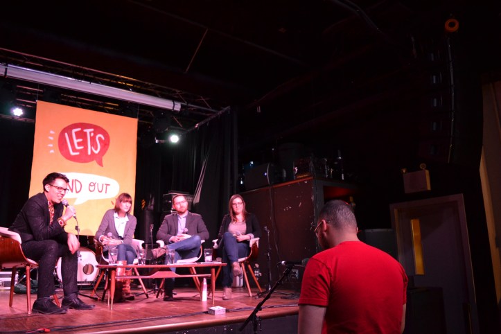 Mohamed Salama asks a question for the panel