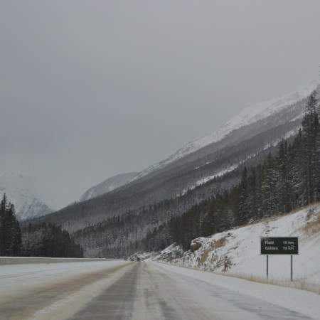 Driving down the highway from Lake Louise to Field.